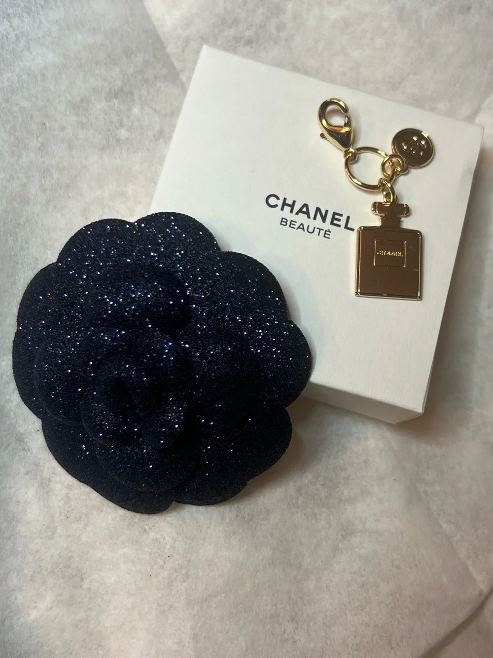 CHANEL Novelty Holiday 2025 Navy Sparkle Camellia Flower Pin